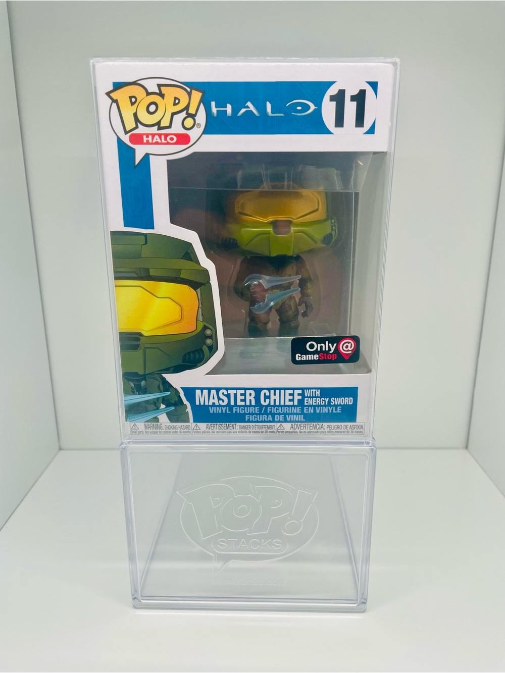 Funko Pop! Halo Master Chief Vinyl Figure (#11) - GameStop EXCLUSIVE